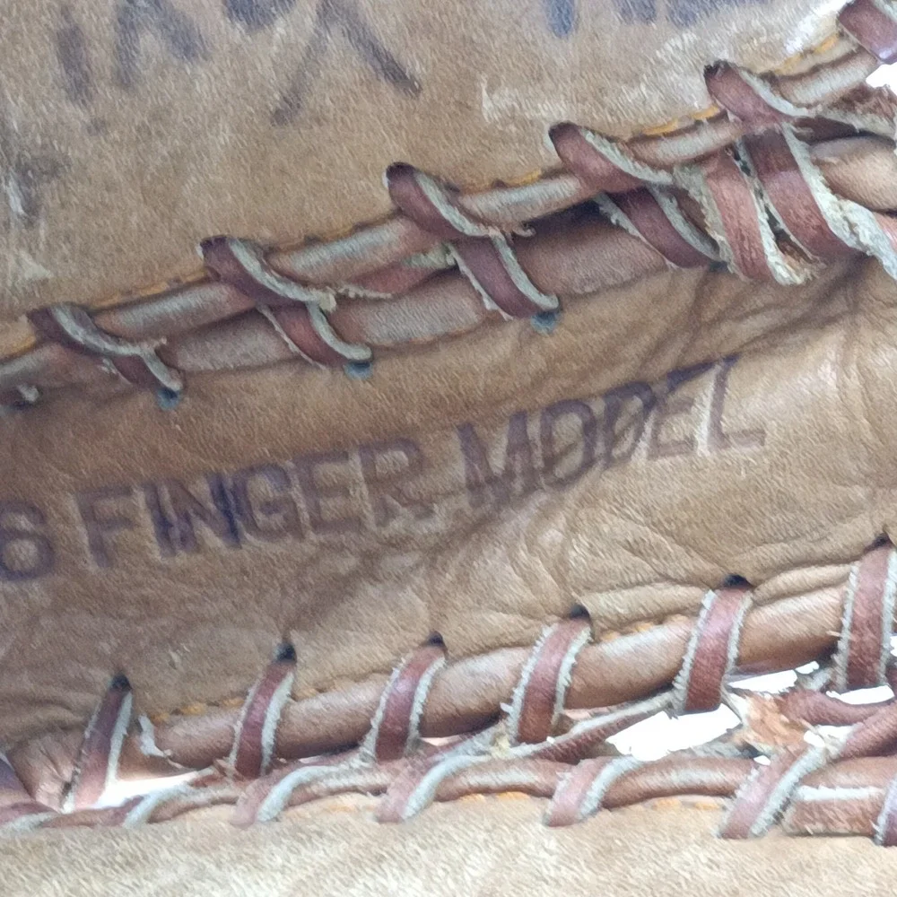 Caprico 1111-A   6 Finger Leather  Baseball Glove  Japana RHT   a14